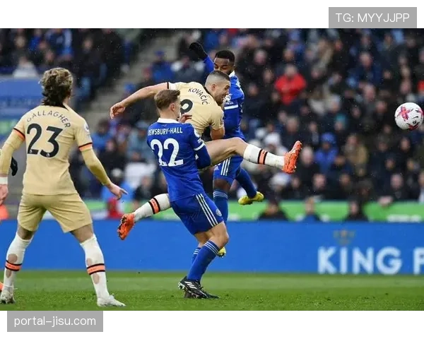 意甲联盟讨论新规:或将效仿英超引入“奢侈税”形式的支出帽。 意甲联盟讨论新规:或将效仿英超引入“奢侈税”形式的支出帽。